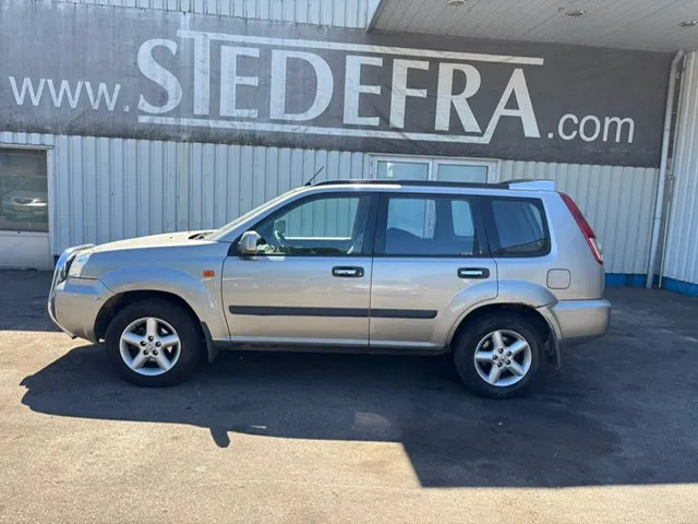 Nissan X-Trail 2.2 DCi , 4x4 , Airco , Export - Xe hơi: hình 2 Nissan X-Trail 2.2 DCi , 4x4 , Airco , Export - Xe hơi: hình 2
