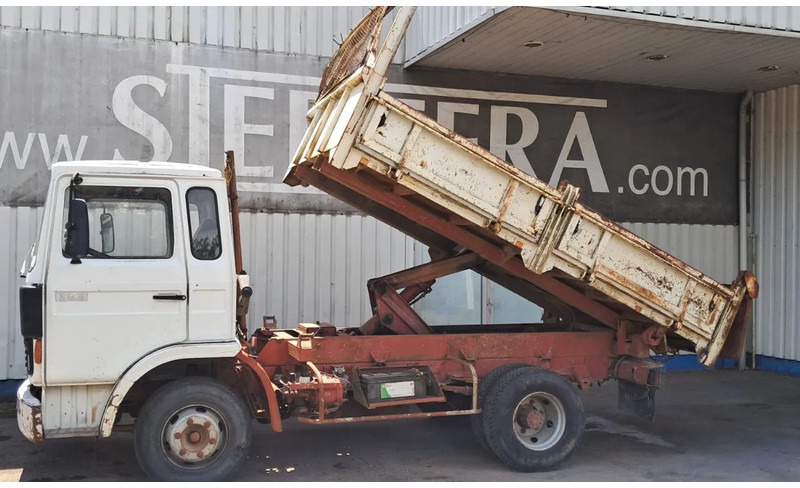Renault Midliner S 130 , 6 Cylinder , 3 Way Tipper , Spring suspensiom - Xe ben: hình 2 Renault Midliner S 130 , 6 Cylinder , 3 Way Tipper , Spring suspensiom - Xe ben: hình 2