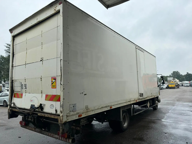 Renault Midlum 180 DXI, Spring Suspension, Drum Brakes - Xe tải hộp: hình 3 Renault Midlum 180 DXI, Spring Suspension, Drum Brakes - Xe tải hộp: hình 3