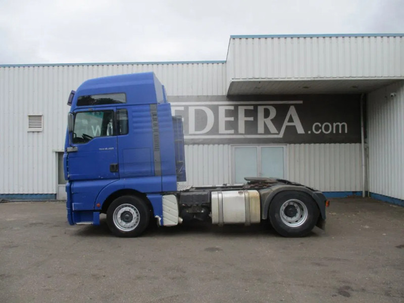 MAN TGA , FOR PARTS ONLY , NO ENGINE AND GEARBOX - Xe đầu kéo: hình 2 MAN TGA , FOR PARTS ONLY , NO ENGINE AND GEARBOX - Xe đầu kéo: hình 2