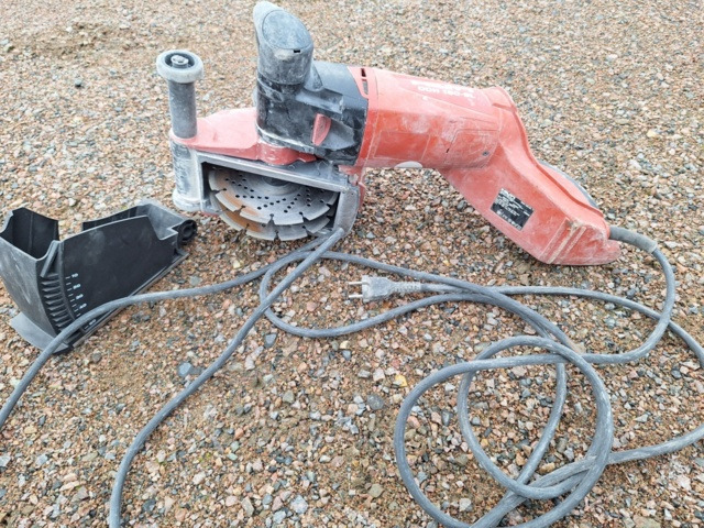 Trang thiết bị xây dựng Spårfräs Hilti DCH180 SL: hình 1