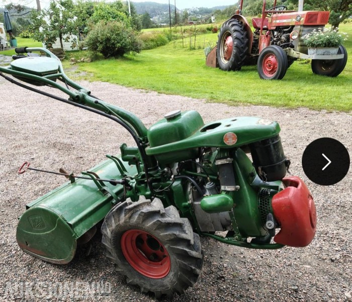 1965 Agria 2400 2 hjuls traktor med henger (Tohjulstraktor) - Máy cày: hình 1 1965 Agria 2400 2 hjuls traktor med henger (Tohjulstraktor) - Máy cày: hình 1
