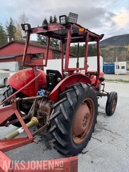 1971 Massey Ferguson 135 - MVA FRI traktor - Máy cày: hình 5 1971 Massey Ferguson 135 - MVA FRI traktor - Máy cày: hình 5