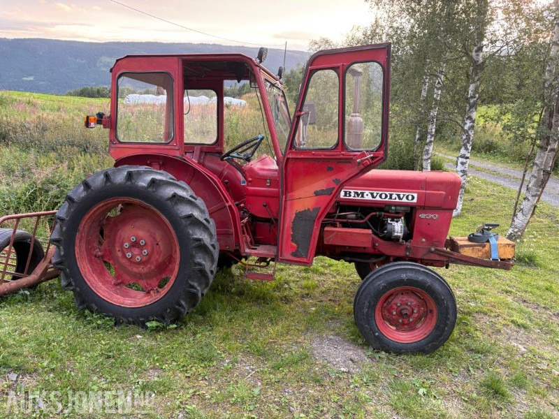 1971 Volvo T430 traktor - Dobbelt tipputtak - Máy cày: hình 1 1971 Volvo T430 traktor - Dobbelt tipputtak - Máy cày: hình 1