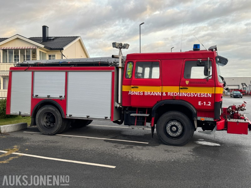 1983 Volvo F 720 brannbil registrert som motorredskap - Xe tải cứu hỏa: hình 5 1983 Volvo F 720 brannbil registrert som motorredskap - Xe tải cứu hỏa: hình 5