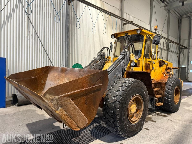 1986 Volvo L90 Hjullaster med skuffe - Máy xúc lật bánh lốp: hình 1 1986 Volvo L90 Hjullaster med skuffe - Máy xúc lật bánh lốp: hình 1