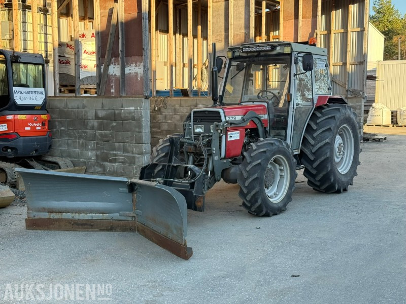 1991 Massey Ferguson 372 4x4 FRONTHYDRAULIKK/SKJÆR - Máy cày: hình 1 1991 Massey Ferguson 372 4x4 FRONTHYDRAULIKK/SKJÆR - Máy cày: hình 1