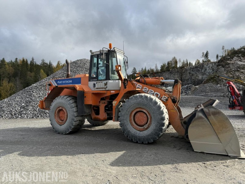 1995 Fiat-Hitachi FR 220.2 - Máy xúc lật bánh lốp: hình 4 1995 Fiat-Hitachi FR 220.2 - Máy xúc lật bánh lốp: hình 4