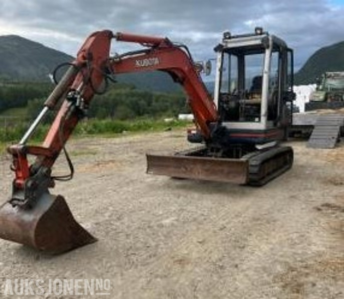 1997 Kubota KX 121-2 gravemaskin med 2 skuffer og klype - Máy xúc: hình 1 1997 Kubota KX 121-2 gravemaskin med 2 skuffer og klype - Máy xúc: hình 1