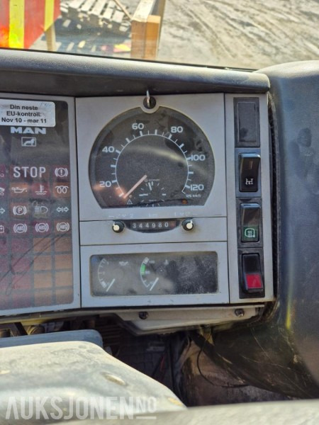 1997 MAN 10.224 LC Mannskapsbil med bakløft - 344980KM - Xe tải hộp: hình 3 1997 MAN 10.224 LC Mannskapsbil med bakløft - 344980KM - Xe tải hộp: hình 3
