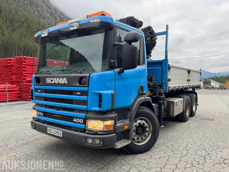 1997 Scania P124 400 kranbil med 3-veis tipp og klype - Xe cẩu tự hành: hình 2 1997 Scania P124 400 kranbil med 3-veis tipp og klype - Xe cẩu tự hành: hình 2