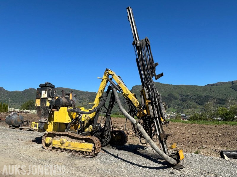 2001 Atlas Copco HP CP Borerigg m/COP 1438 Topphammer - Giàn khoan: hình 1 2001 Atlas Copco HP CP Borerigg m/COP 1438 Topphammer - Giàn khoan: hình 1
