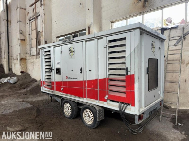 2001 SDMO JS180K aggregat - 180 kVA - Satema - 24 169 t - Biltilhenger - Trang thiết bị xây dựng: hình 2 2001 SDMO JS180K aggregat - 180 kVA - Satema - 24 169 t - Biltilhenger - Trang thiết bị xây dựng: hình 2