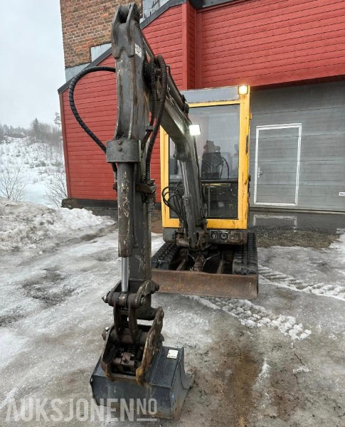 2002 Volvo EC20xt minigraver PUSSESKUFFE TANNSKUFFE MVA FRI 7136 timer - Máy xúc mini: hình 2 2002 Volvo EC20xt minigraver PUSSESKUFFE TANNSKUFFE MVA FRI 7136 timer - Máy xúc mini: hình 2