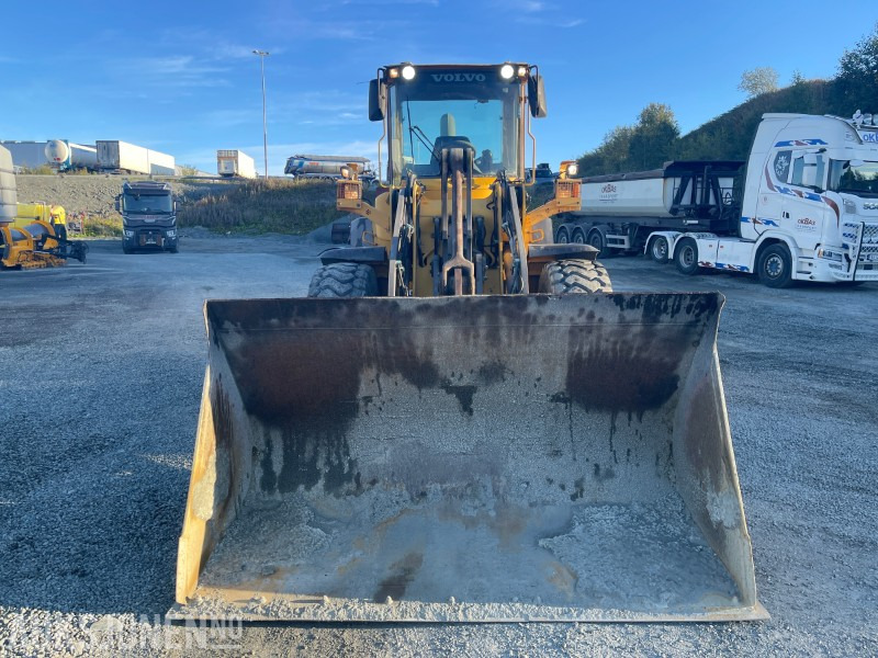 2003 Volvo L90E - Máy xúc lật bánh lốp: hình 5 2003 Volvo L90E - Máy xúc lật bánh lốp: hình 5