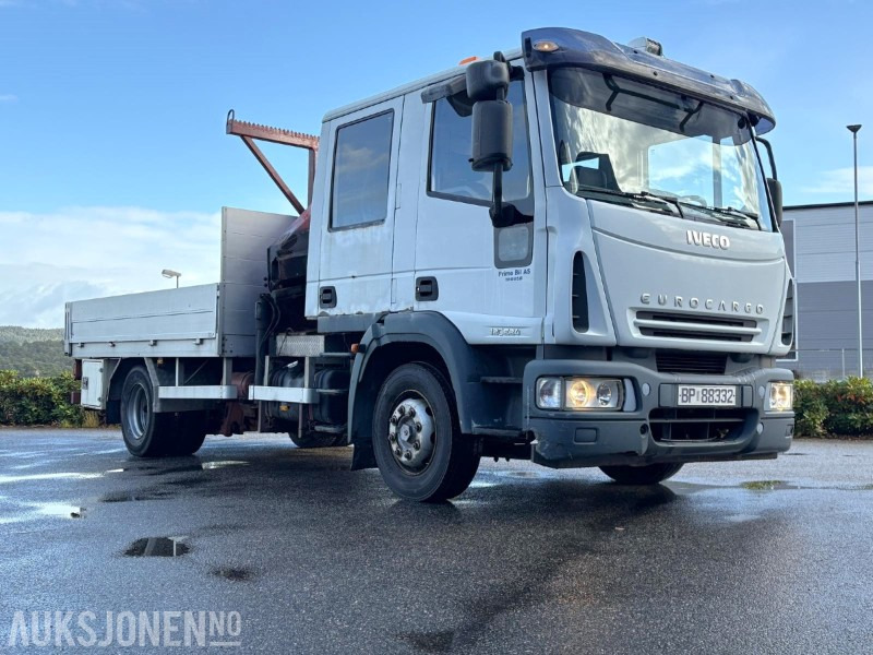 2004 Iveco 120E24 EUROCARGO kranbil - registrert for 5 sitteplasser - Xe cẩu tự hành: hình 2 2004 Iveco 120E24 EUROCARGO kranbil - registrert for 5 sitteplasser - Xe cẩu tự hành: hình 2