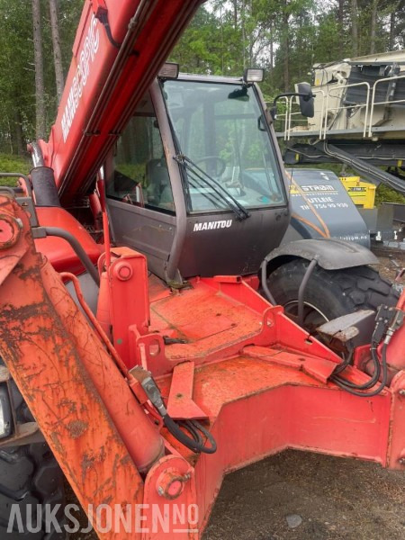 2006 Manitou T1740 - Teleskop truck - Xe nhấc hình viễn vọng kính: hình 5 2006 Manitou T1740 - Teleskop truck - Xe nhấc hình viễn vọng kính: hình 5