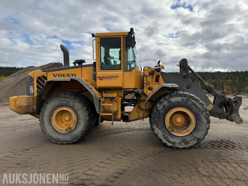 2006 Volvo L120E - Sentralsmøring - 14887 timer - Máy xúc lật bánh lốp: hình 4 2006 Volvo L120E - Sentralsmøring - 14887 timer - Máy xúc lật bánh lốp: hình 4