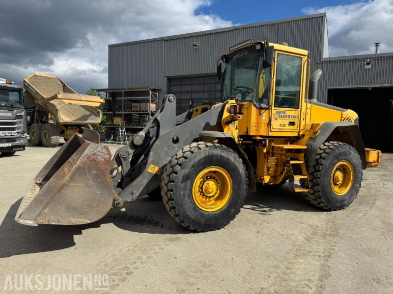 2006 Volvo L70E med skuffe - Máy xúc lật bánh lốp: hình 1 2006 Volvo L70E med skuffe - Máy xúc lật bánh lốp: hình 1