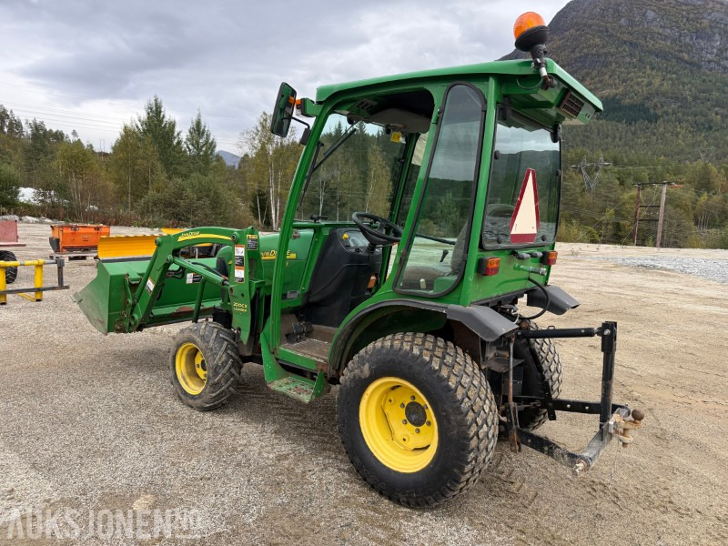 2007 John Deere 2320 Minitraktor / Kompakttraktor 2316 timer. Mykje ekstrautstyr - Máy cày: hình 3 2007 John Deere 2320 Minitraktor / Kompakttraktor 2316 timer. Mykje ekstrautstyr - Máy cày: hình 3