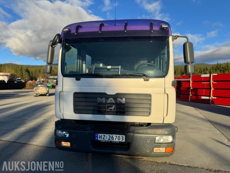 2007 MAN TGL 8.180 4X2 LINJEBIL MED KRAN OG MASSE UTSTYR - Xe cẩu tự hành: hình 3 2007 MAN TGL 8.180 4X2 LINJEBIL MED KRAN OG MASSE UTSTYR - Xe cẩu tự hành: hình 3