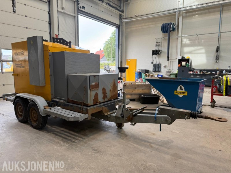 2007 Wacker Neuson E700M teletiner. - Trang thiết bị xây dựng: hình 2 2007 Wacker Neuson E700M teletiner. - Trang thiết bị xây dựng: hình 2