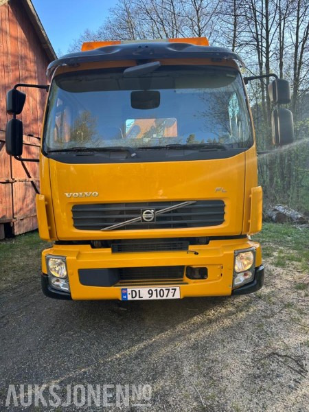 2008 Volvo FL-240 Kranbil med Tipp EU OK NY SERVICE SKRIVERKONTROLL - Xe cẩu tự hành: hình 2 2008 Volvo FL-240 Kranbil med Tipp EU OK NY SERVICE SKRIVERKONTROLL - Xe cẩu tự hành: hình 2