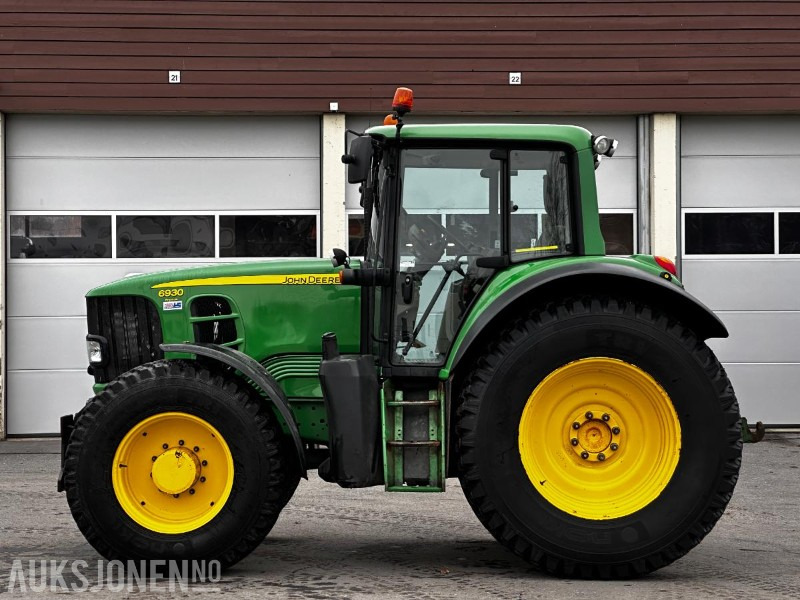 2009 John Deere 6930 Premium traktor - Máy cày: hình 2 2009 John Deere 6930 Premium traktor - Máy cày: hình 2