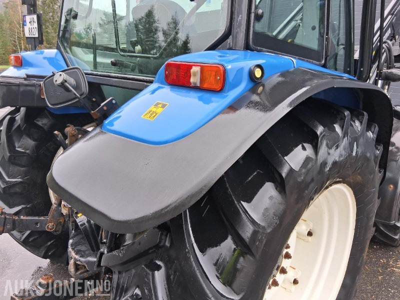 2009 New Holland T5060 - MVA-FRI - MYE UTSTYR - Trima Laster Snøfres Pallegaffel Feiekost Skuffe - Máy cày: hình 4 2009 New Holland T5060 - MVA-FRI - MYE UTSTYR - Trima Laster Snøfres Pallegaffel Feiekost Skuffe - Máy cày: hình 4