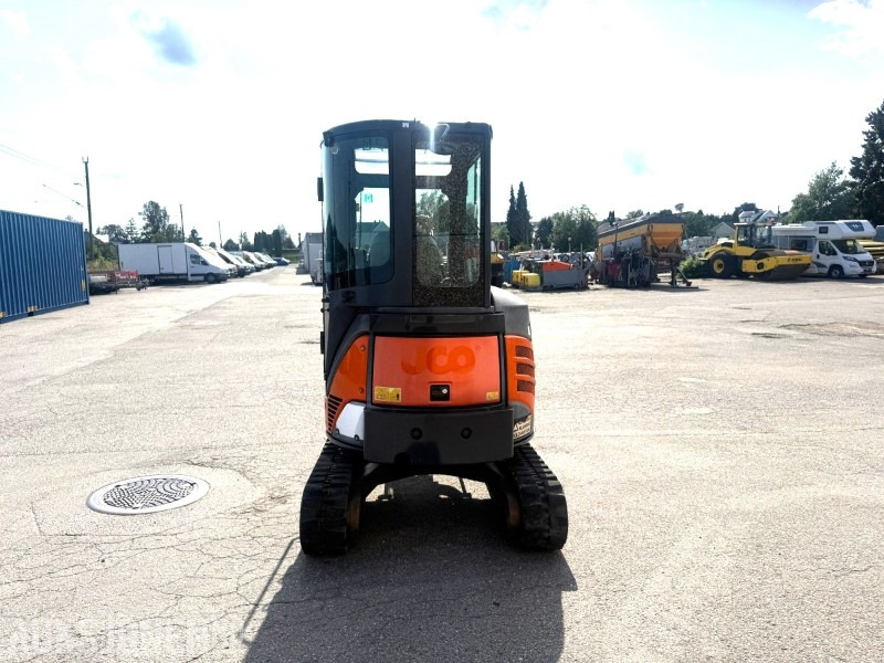 2010 Hitachi ZX22U-2 CLR minigraver med 3 skuffer - Máy xúc: hình 4 2010 Hitachi ZX22U-2 CLR minigraver med 3 skuffer - Máy xúc: hình 4