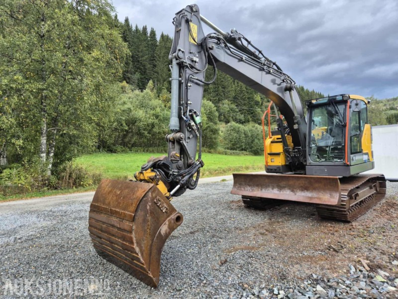 2010 Volvo EC145EL ENGCON TILTROTATOR SENTRALSMØRING 7474 timer - Máy xúc: hình 1 2010 Volvo EC145EL ENGCON TILTROTATOR SENTRALSMØRING 7474 timer - Máy xúc: hình 1