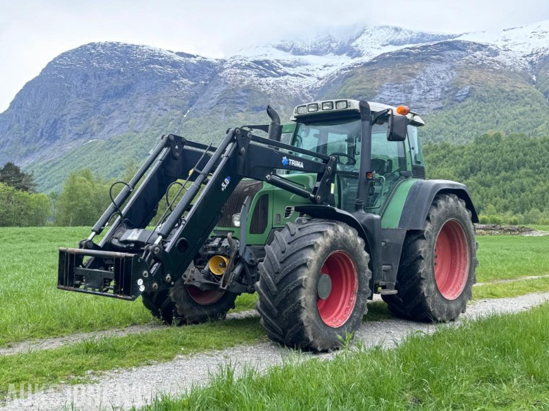 2011 Fendt 718 Vario - Frontlaster - Front hydraulikk - PTO foran - 50 km/t - Máy cày: hình 1 2011 Fendt 718 Vario - Frontlaster - Front hydraulikk - PTO foran - 50 km/t - Máy cày: hình 1