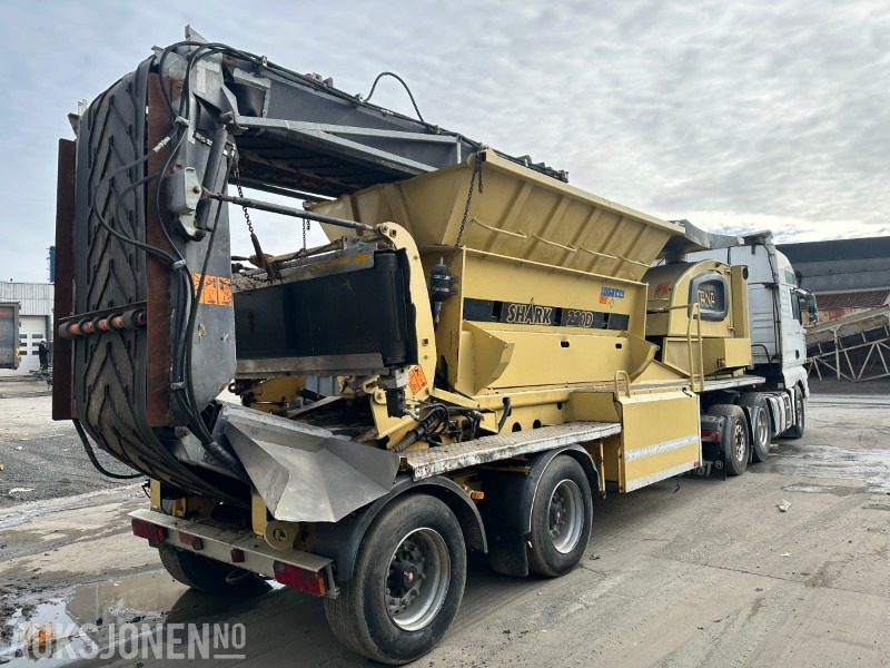 2011 Tana Shark 220D - Kvern - Trang thiết bị xây dựng: hình 4 2011 Tana Shark 220D - Kvern - Trang thiết bị xây dựng: hình 4