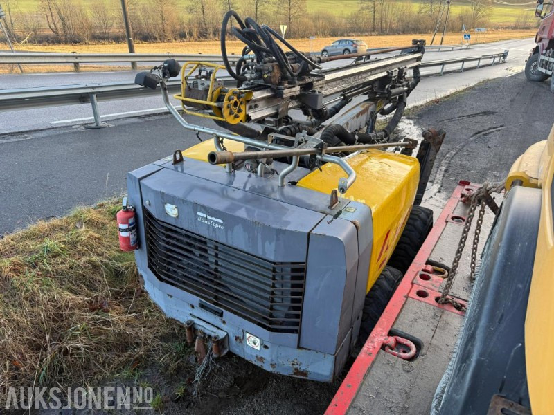 2013 Atlas Copco Flexiroc T15R-01BORERIGG SERVICEHISTORIKK 2000TIMER. - Giàn khoan: hình 3 2013 Atlas Copco Flexiroc T15R-01BORERIGG SERVICEHISTORIKK 2000TIMER. - Giàn khoan: hình 3