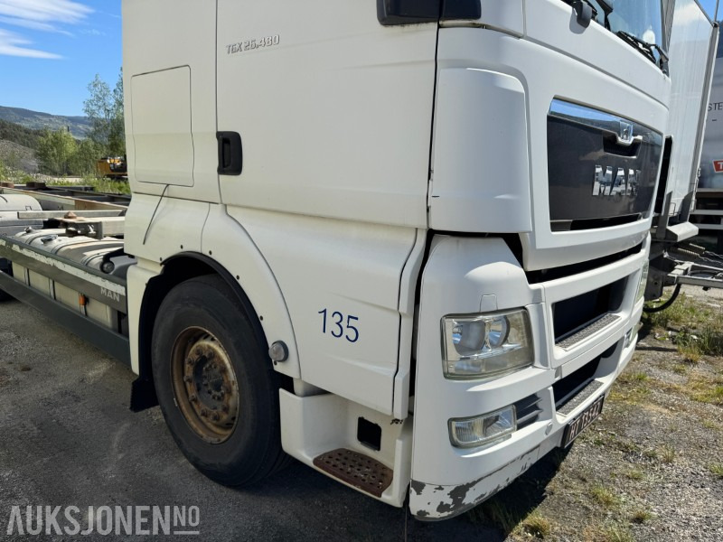 2013 MAN TGX 26.480 chassis med containerfester - Xe chở container/ Xe tải hoán đổi thân: hình 4 2013 MAN TGX 26.480 chassis med containerfester - Xe chở container/ Xe tải hoán đổi thân: hình 4