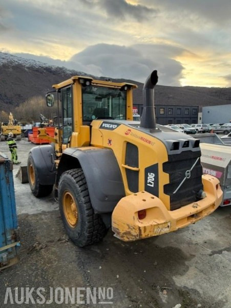 2013 Volvo L70G - Máy xúc lật bánh lốp: hình 5 2013 Volvo L70G - Máy xúc lật bánh lốp: hình 5