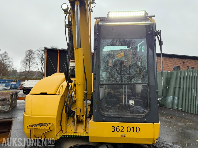 2014 Komatsu PC78US-8 gravemaskin med MYE utstyr, lavt timetall, tiltrotator, Ripper, 5x skuffer, pigghammer, klype - Máy xúc: hình 3 2014 Komatsu PC78US-8 gravemaskin med MYE utstyr, lavt timetall, tiltrotator, Ripper, 5x skuffer, pigghammer, klype - Máy xúc: hình 3