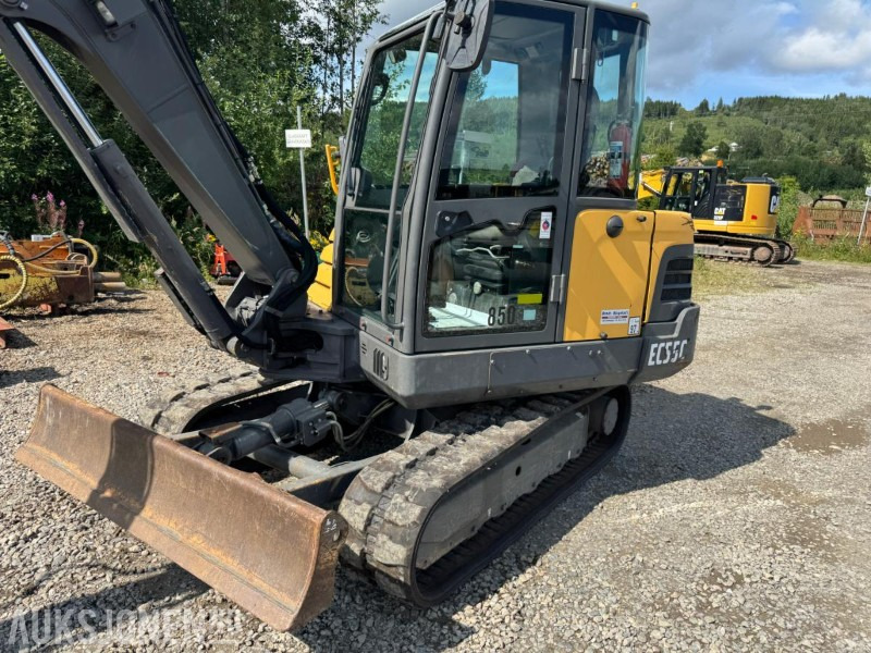 2015 Volvo EC55C GRAVEMASKIN MED KUN 1556 TIMER PÅ TELLEREN - Máy xúc: hình 3 2015 Volvo EC55C GRAVEMASKIN MED KUN 1556 TIMER PÅ TELLEREN - Máy xúc: hình 3
