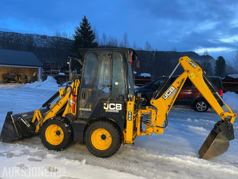 2016 JCB 1CX - Kompakt spakestyrt traktorgraver, med frontlaster og graveaggregat - Máy xúc trước múc sau: hình 3 2016 JCB 1CX - Kompakt spakestyrt traktorgraver, med frontlaster og graveaggregat - Máy xúc trước múc sau: hình 3