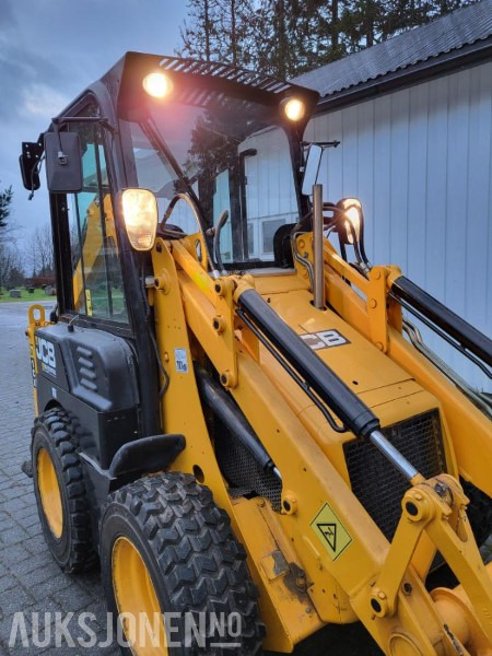 2016 JCB 1CX - Traktorgraver med graveskuff og frontlaster - Máy xúc trước múc sau: hình 2 2016 JCB 1CX - Traktorgraver med graveskuff og frontlaster - Máy xúc trước múc sau: hình 2