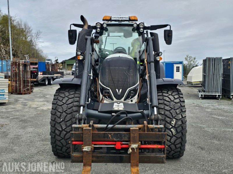 2016 Valtra T144D - Direct - Laster - Luft - 50 km/t - 3 -Medfølger skuffe - Máy cày: hình 4 2016 Valtra T144D - Direct - Laster - Luft - 50 km/t - 3 -Medfølger skuffe - Máy cày: hình 4