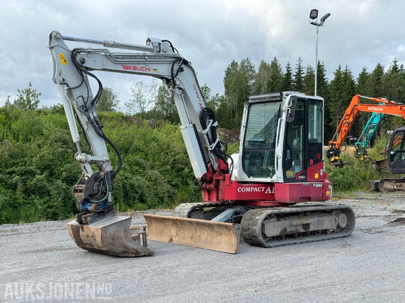 2018 Takeuchi TB280FR – 8,5-tonns gravemaskin med Side-to-Side Boom, tilt, sentralsmøring og 2 skuffer - Máy xúc: hình 1 2018 Takeuchi TB280FR – 8,5-tonns gravemaskin med Side-to-Side Boom, tilt, sentralsmøring og 2 skuffer - Máy xúc: hình 1