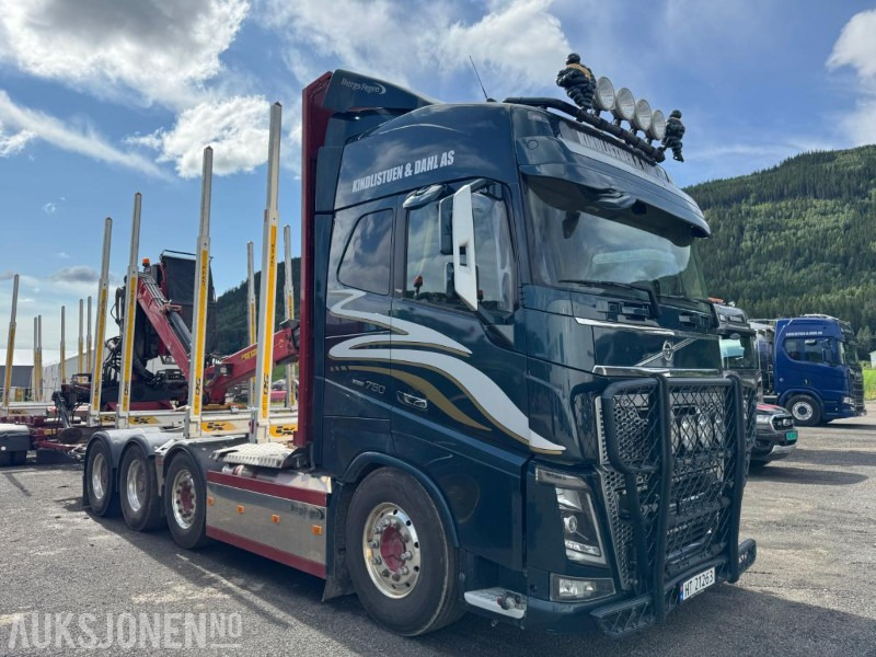 2018 Volvo FH16 8X4 komplett tømmerbil med kran og henger. - Xe chở gỗ, Xe cẩu tự hành: hình 4 2018 Volvo FH16 8X4 komplett tømmerbil med kran og henger. - Xe chở gỗ, Xe cẩu tự hành: hình 4