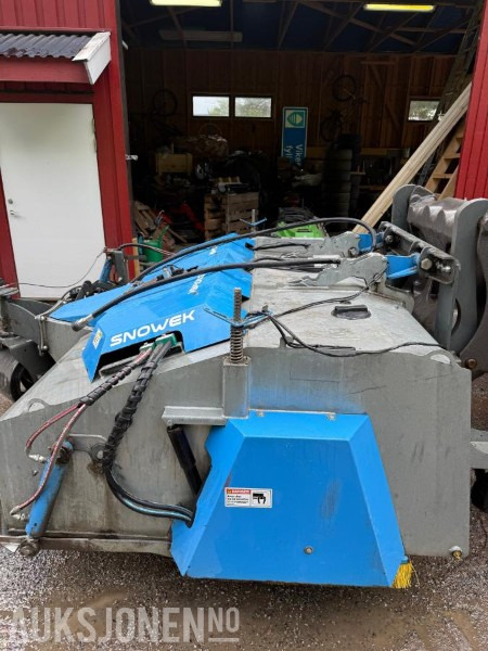 2019 Snowek K220 - feieaggregat med bm feste - Trang thiết bị xây dựng: hình 4 2019 Snowek K220 - feieaggregat med bm feste - Trang thiết bị xây dựng: hình 4