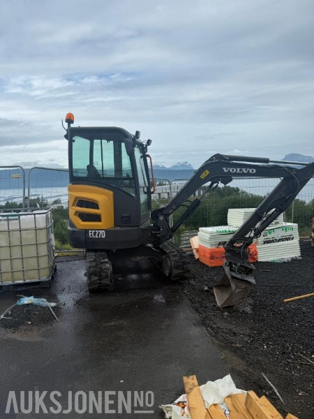 Máy xúc mini 2019 Volvo EC27 GRAVEMASKIN: hình 1