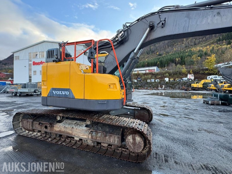 2020 Volvo ECR 235EL Gravemaskin - S70 feste - Pusskuffe - Sentralsmøring - bunkringspumpe - Tiltrotator - Pusskuffe - Sertifisert - Máy xúc: hình 5 2020 Volvo ECR 235EL Gravemaskin - S70 feste - Pusskuffe - Sentralsmøring - bunkringspumpe - Tiltrotator - Pusskuffe - Sertifisert - Máy xúc: hình 5