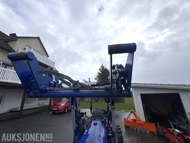 2021 Farmtrac 26H 4WD - KUN 98 timer! - mye tilbehør / ekstra utstyr| - Máy cày: hình 5 2021 Farmtrac 26H 4WD - KUN 98 timer! - mye tilbehør / ekstra utstyr| - Máy cày: hình 5