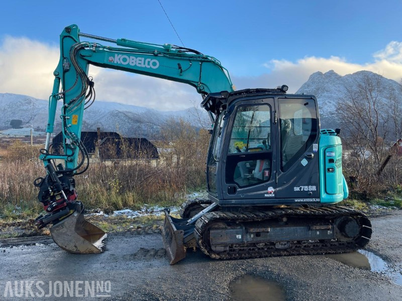 2021 Kobelco SK75SR-7 Gravemaskin med skjær, tiltrotator med gripekassett, nylig sertifisert, kun 2400 timer - Máy xúc mini: hình 2 2021 Kobelco SK75SR-7 Gravemaskin med skjær, tiltrotator med gripekassett, nylig sertifisert, kun 2400 timer - Máy xúc mini: hình 2
