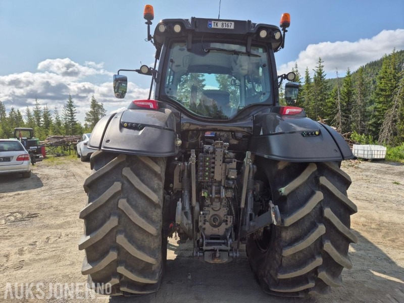 2021 Valtra T 234 VERSU med laster og front hydraulikk / PTO - Máy cày: hình 4 2021 Valtra T 234 VERSU med laster og front hydraulikk / PTO - Máy cày: hình 4