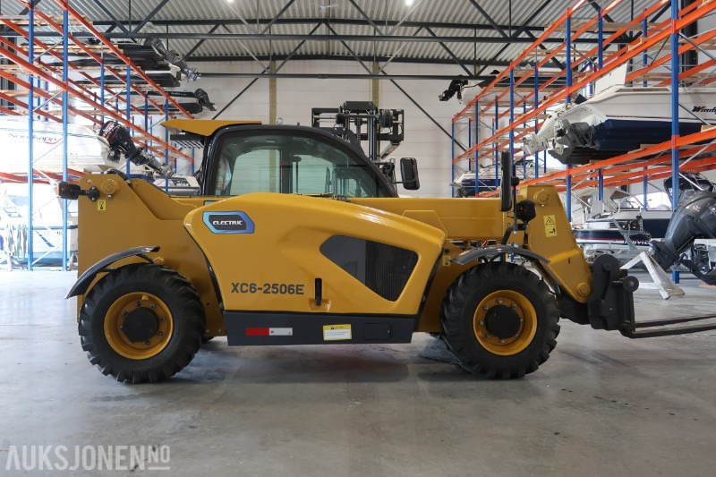2023 XCMG XC6-2506E Elektrisk teleskoptruck - Skuff - Gafler - Lader, Kun 8 Timer - Xe nhấc hình viễn vọng kính: hình 5 2023 XCMG XC6-2506E Elektrisk teleskoptruck - Skuff - Gafler - Lader, Kun 8 Timer - Xe nhấc hình viễn vọng kính: hình 5